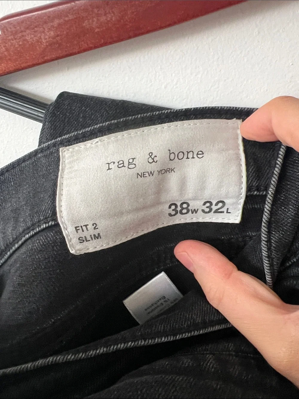 Mens Tag & Bone vintage black jeans size 38x32 FIT 2